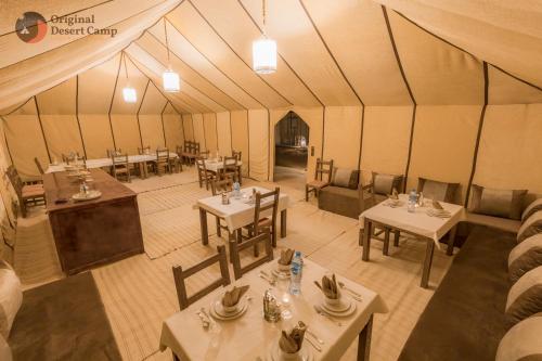 Restaurace v ubytování Original Desert Camp