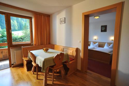 Postel nebo postele na pokoji v ubytování Appartements Strobl