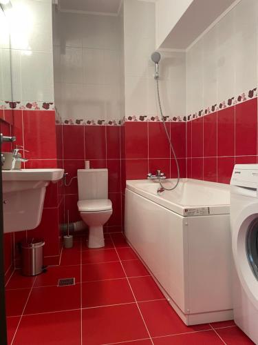 New Studio tesisinde bir banyo