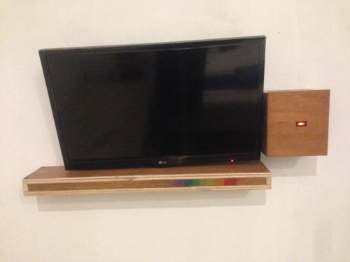 TV a/nebo společenská místnost v ubytování Anyar