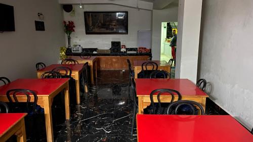 Hidden Gem Residencyにあるレストランまたは飲食店