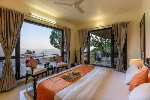 Photo de la galerie de l'établissement StayVista at The Haven, à Kasauli