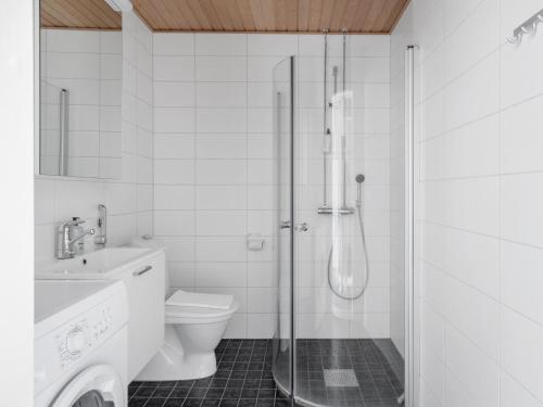 Kylpyhuone majoituspaikassa Kotimaailma Apartments Joensuu
