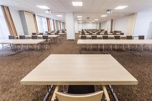 Espace de conférence ou salle de réunion dans l'établissement Park Inn by Radisson Göttingen