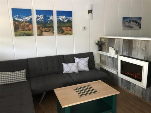C5 Condo – Photos 5