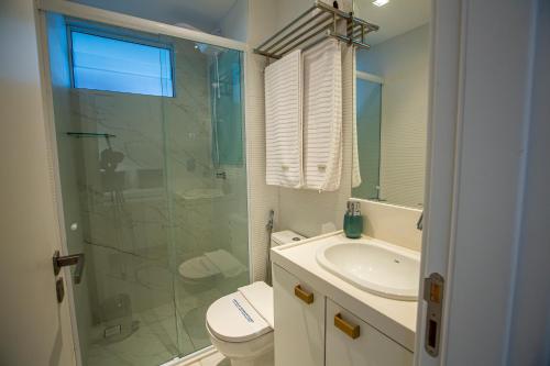 Apto Com Jacuzzi na Beira mar de João Pessoa no Branco Hausにあるバスルーム