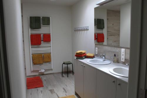 Ett badrum på De Panne - Adinkerke - 't Voetbrugsje comfortabele nieuwbouw