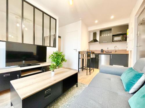 Η κουζίνα ή μικρή κουζίνα στο LORIENT CENTRE - WiFI FIBRE - NOUVEAU