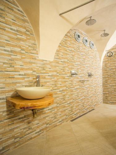Koupelna v ubytování EA Zamecky Hotel Hruba Skala