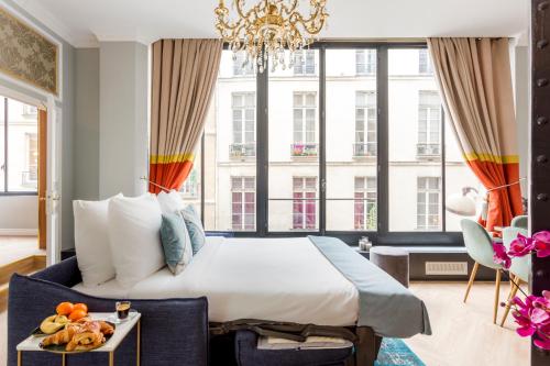 Gallery image of Luxury 4 bedroom 2 bathroom Apartment in Paris