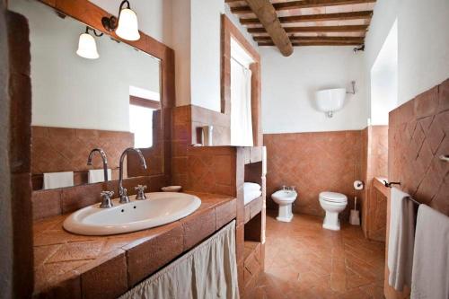 A bathroom at La Spinetta