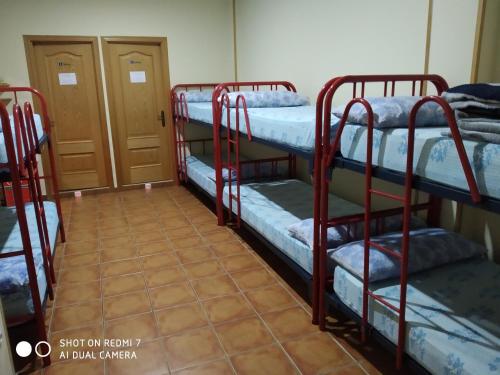 Двуетажно легло или двуетажни легла в стая в Albergue Turistico La Torre
