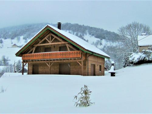 Gallery image of Magnificent wooden chalet with sauna in Ventron