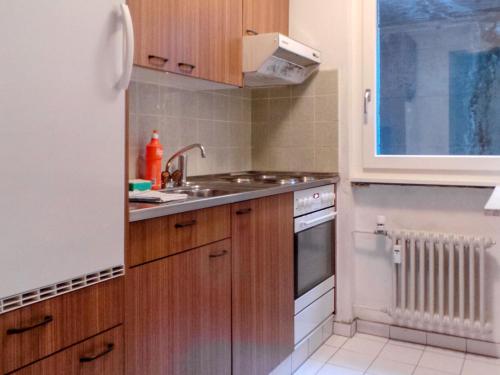 Apartment Kondor by Interhome