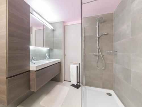 Foto Apartment Turquoise duplex appartment by Interhome 5