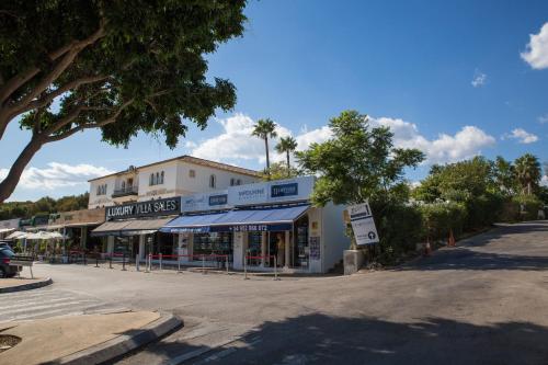 Expo Apartment Golden Mile photo 24