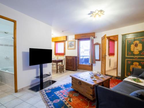 Apartment L'Espace Montagne-17 by Interhome