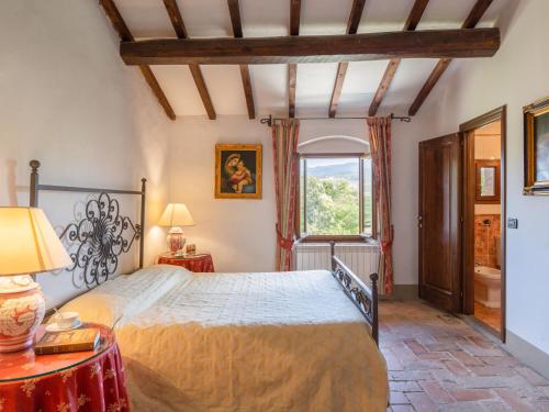Ένα ή περισσότερα κρεβάτια σε δωμάτιο στο Villa Villa Isabella by Interhome
