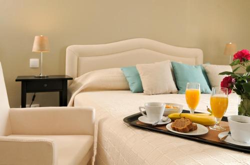 Gallery image of Athena Hotel in Milopótamos