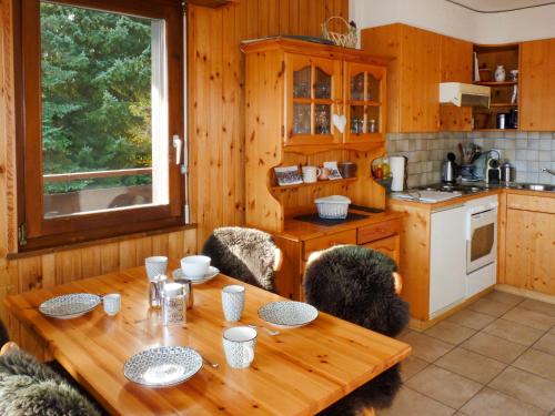 Kuchyň nebo kuchyňský kout v ubytování Apartment Austral 305 by Interhome