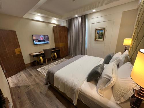 TV/Unterhaltungsangebot in der Unterkunft Hotel Golden Palace