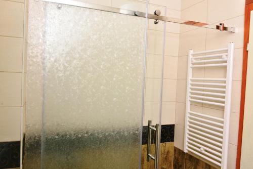 Ένα μπάνιο στο Apartman centar blizina Kastela i Splava