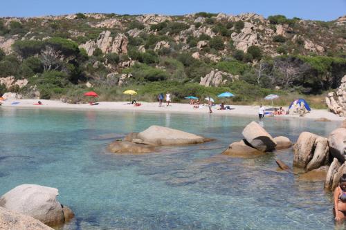 Zdjęcie z galerii obiektu Hotel La Conchiglia w mieście La Maddalena