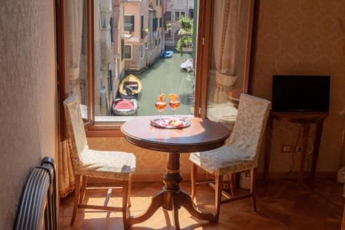 Dimora Al Doge Beato Canal View photo 84