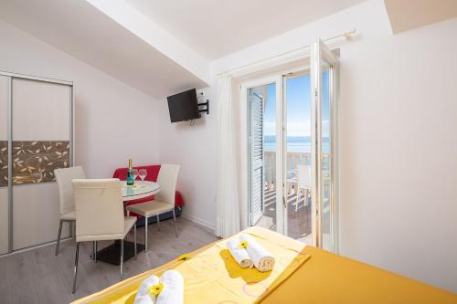 Fotografie z fotogalerie ubytování Apartmani Kaštelančić v destinaci Podstrana