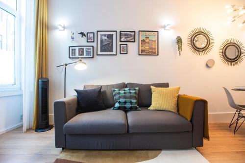 Elegant & Bright Flat by LovelyStay