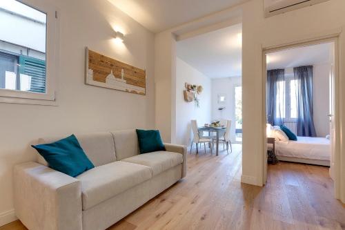 Abigail Apartment by Mamo Florence