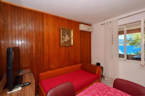 Apartments Alduk with terrace and the sea view