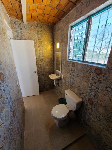 Madre Cuixe Suites tesisinde bir banyo