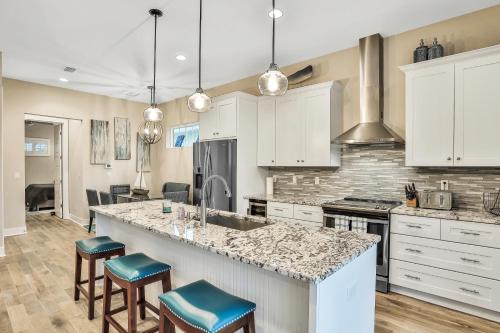Beachfront Getaway – Photos 4