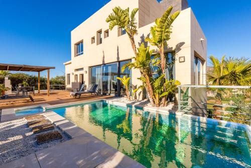 Villa with pool and stunning view, Málaga – Bijgewerkte ...
