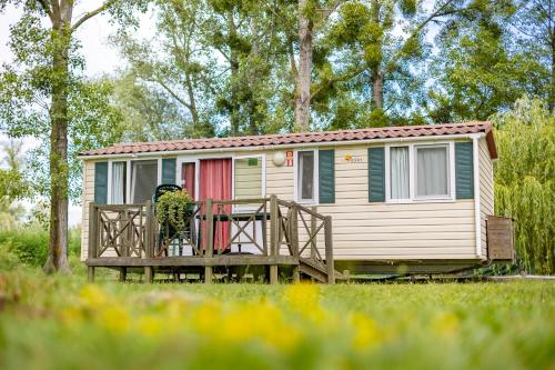 Zahrada ubytování Balatontourist Berény Naturist Camping