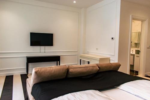 Μια τηλεόραση ή/και κέντρο ψυχαγωγίας στο HOTEL BALKAN