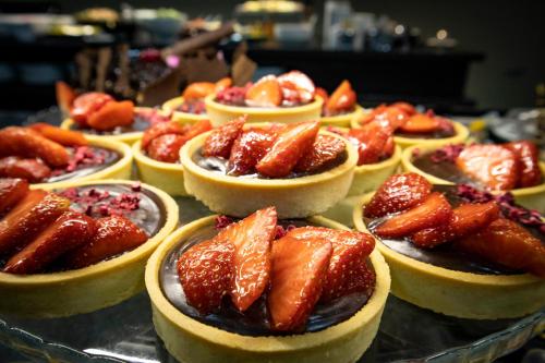 ホテルの敷地内または近くでの食事または食べ物