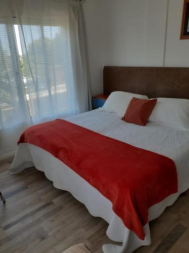 Ένα ή περισσότερα κρεβάτια σε δωμάτιο στο ADANA