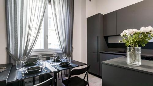 Cavour 82