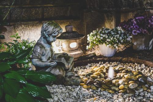 Taman di luar Апартаменты в гостевом домике