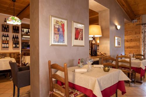 Fotografie z fotogalerie ubytování Mont Velan Chambres & Restaurant v destinaci Saint-Oyen