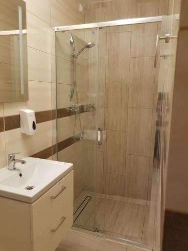 Ένα μπάνιο στο Hostel Mleczna - Metro Zacisze