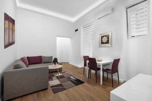 Χώρος καθιστικού στο Viktor Luxury Suites