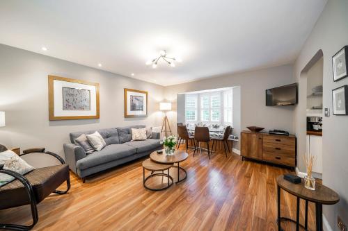 The Pines - Luxury 3-Bed Apartment Near Golf & Spa, Gleneagles, Auchterarderにあるシーティングエリア