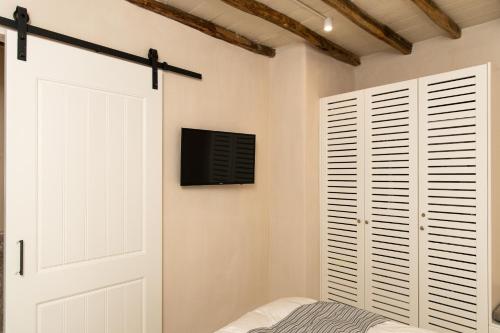 Ariadne's Kastro Boutique Apartment