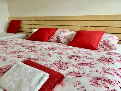 Un ou plusieurs lits dans un hébergement de l'établissement Apartmany a Ubytovani Mlynice Litovel