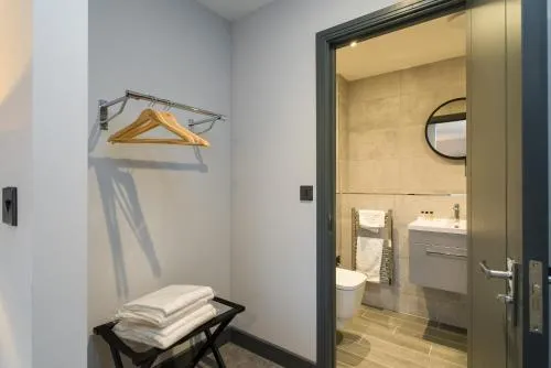 Luxe Apartments, The Moorwell, Secure Parking, - 10mins Cardiff City Ctr photo 33