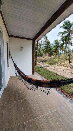 Taman di luar Rosagash Paradise - Praia de Santo Antonio