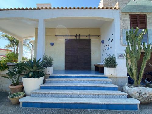 Façade ou entrée de l'établissement Buen Retiro - Villa con piscina vicino Lecce a 450m dal mare